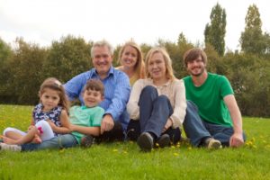 英語で家族紹介！必ず役に立つ表現と家族に関する単語集をご紹介。