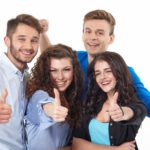 「お楽しみに!」を英語で何と言う?例文と使い方を詳しく解説。